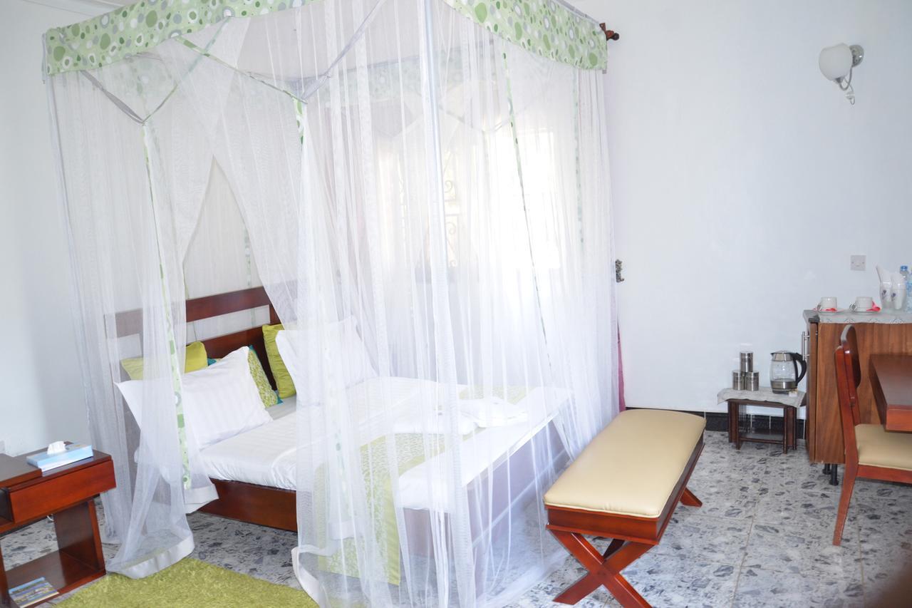 Sheevy"S Bed N Breakfast Fort Portal Εξωτερικό φωτογραφία
